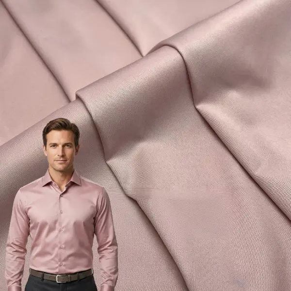 Hemdenstoff aus Polyester-Twill